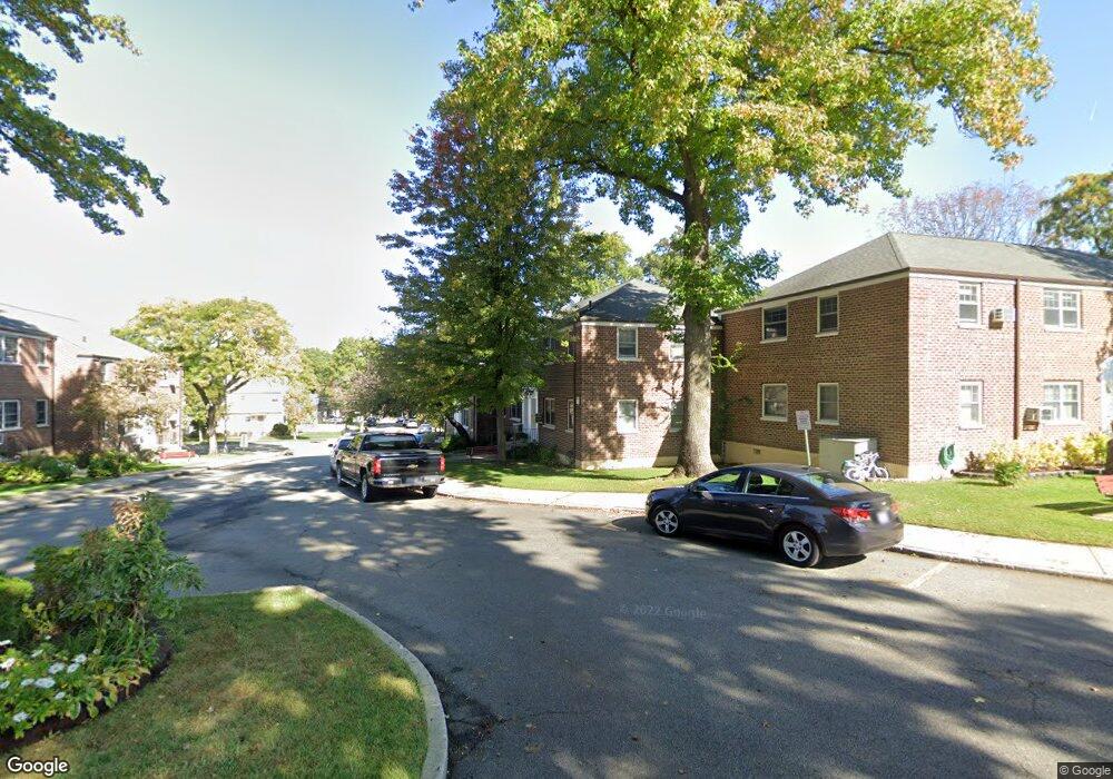 252-48 58th Ave unit 169, Little Neck, NY 11362 - photo 1