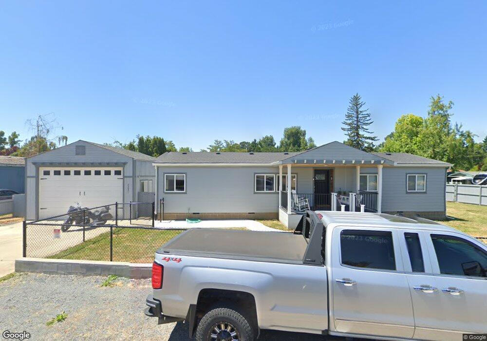 11582 Robin St NE, Aurora, OR 97002 - photo 1