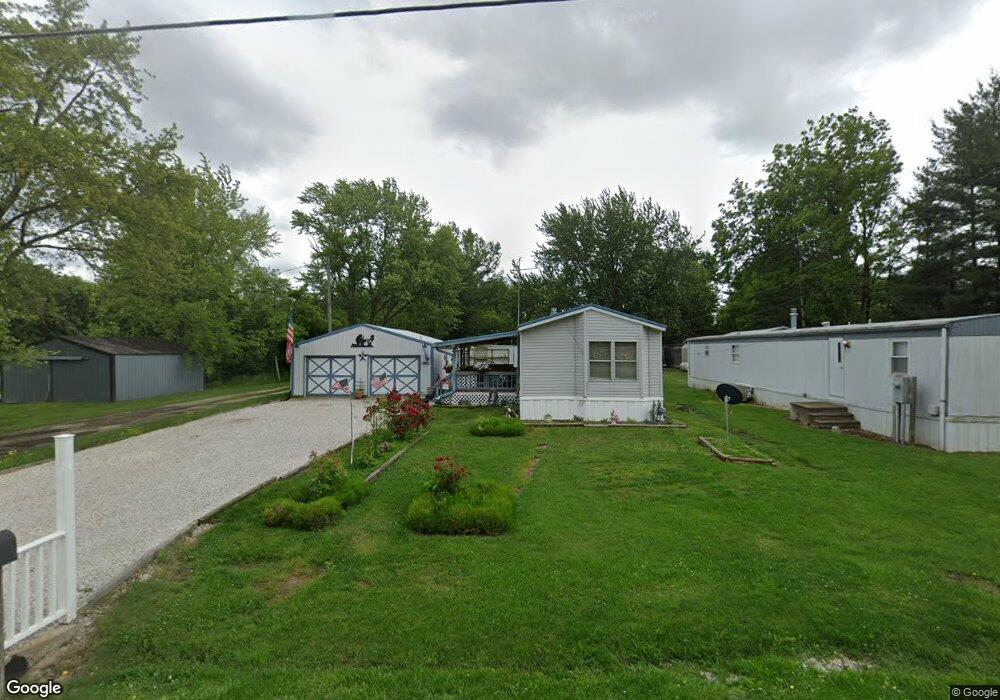 707 Park St, Loogootee, IN 47553 - photo 1