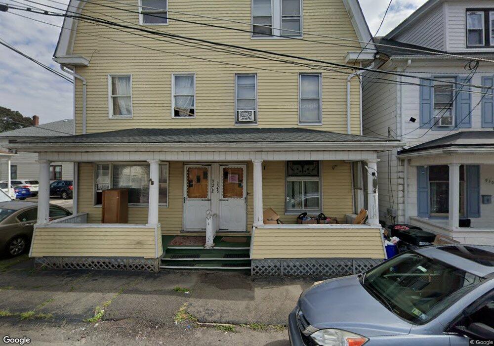 928 W 2nd St, Hazleton, PA 18201 - photo 1