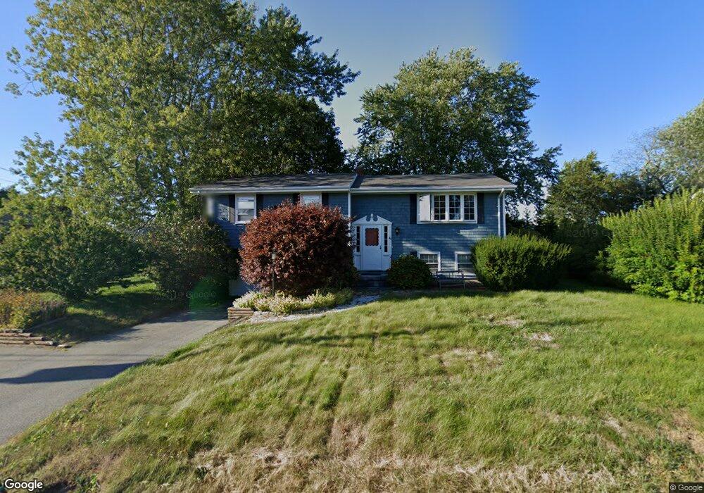 45 Squantum Dr, Middletown, RI 02842 - photo 1