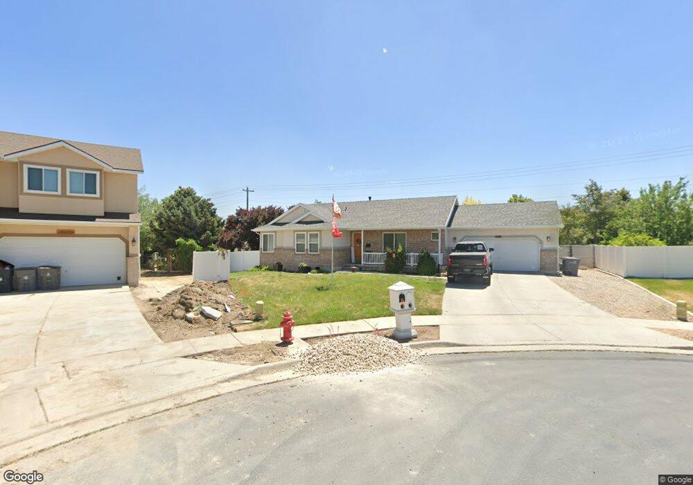 10181 Campden Ct, South Jordan, UT 84095 - photo 1