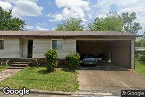 102 Wayne St, Macon, MS 39341