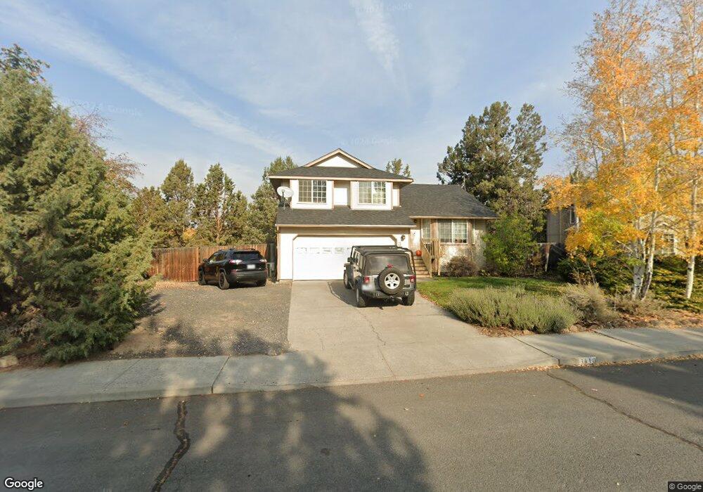 3110 NE Barrington Ct, Bend, OR 97701 - photo 1