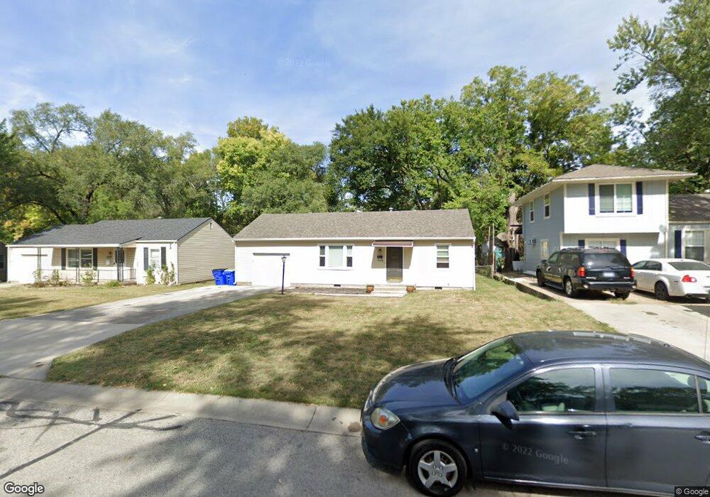 11516 W 70th St, Shawnee, KS 66203 - photo 1