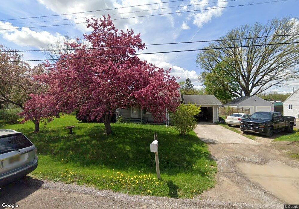 2032 Eberly Rd, Flint, MI 48532 - photo 1