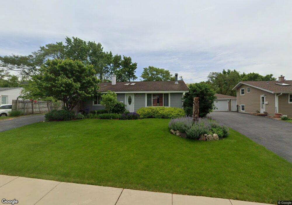 105 Cordova Rd, Carpentersville, IL 60110 - photo 1