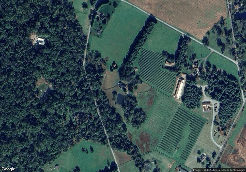 16200 Mountain Ridge Ln, Hillsboro, VA 20132 - photo 1