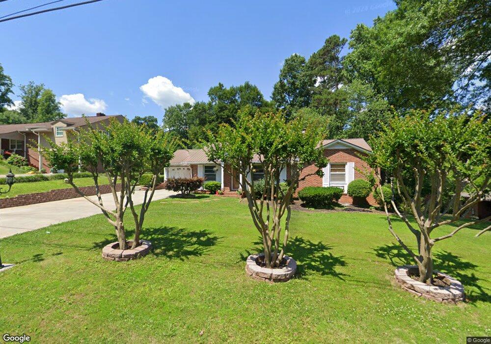 1020 E Lakeshore Dr, Dalton, GA 30720 - photo 1