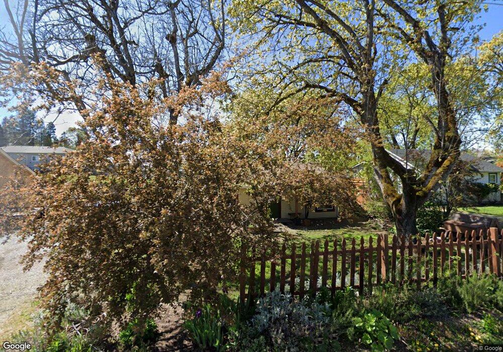 1414 Maple Ln, Grants Pass, OR 97527 - photo 1