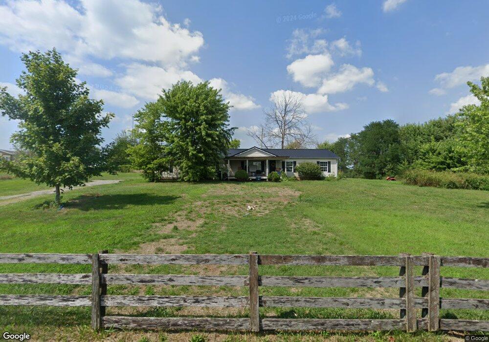 536 Davenport Rd, Harrodsburg, KY 40330 - photo 1