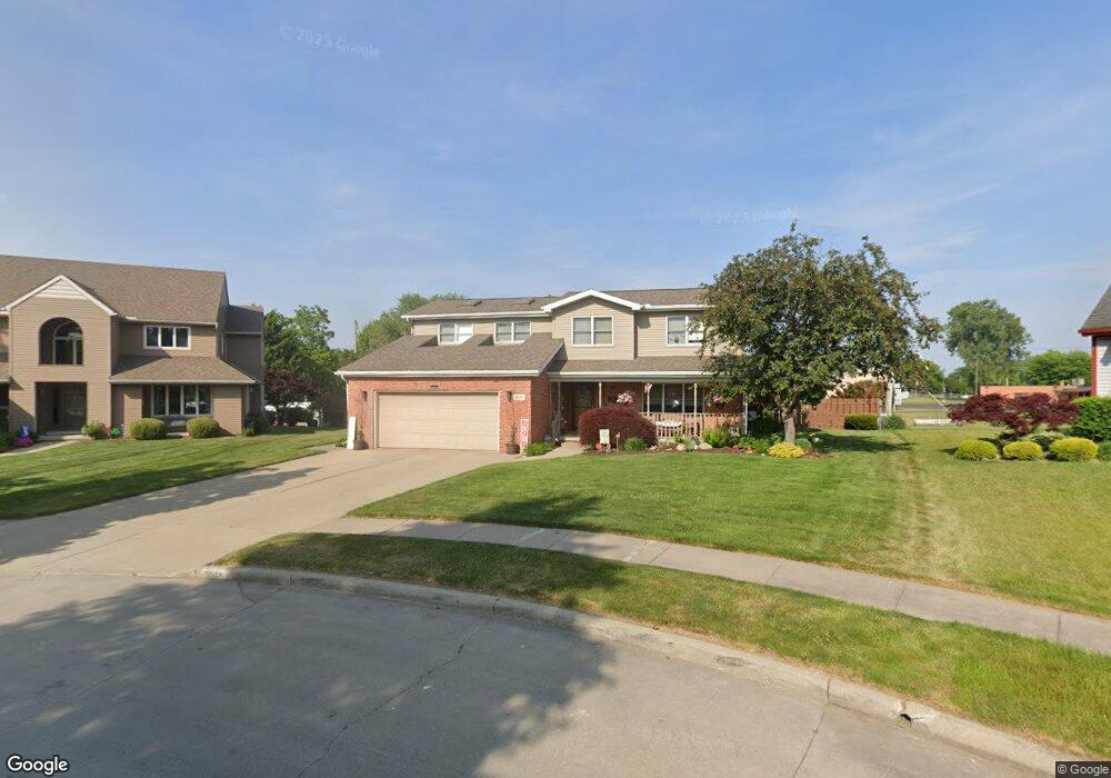5524 Glastonberry Ct, Toledo, OH 43613 - photo 1