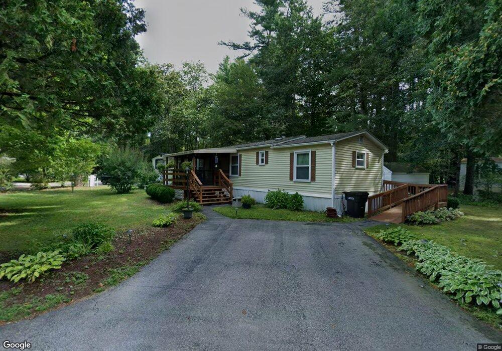 21 Lunar Ln, Nashua, NH 03062 - photo 1