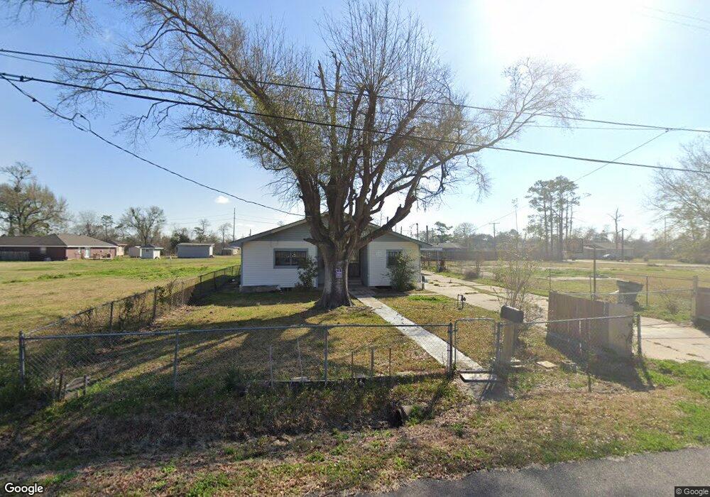 1718 N Shattuck St, Lake Charles, LA 70601 - photo 1