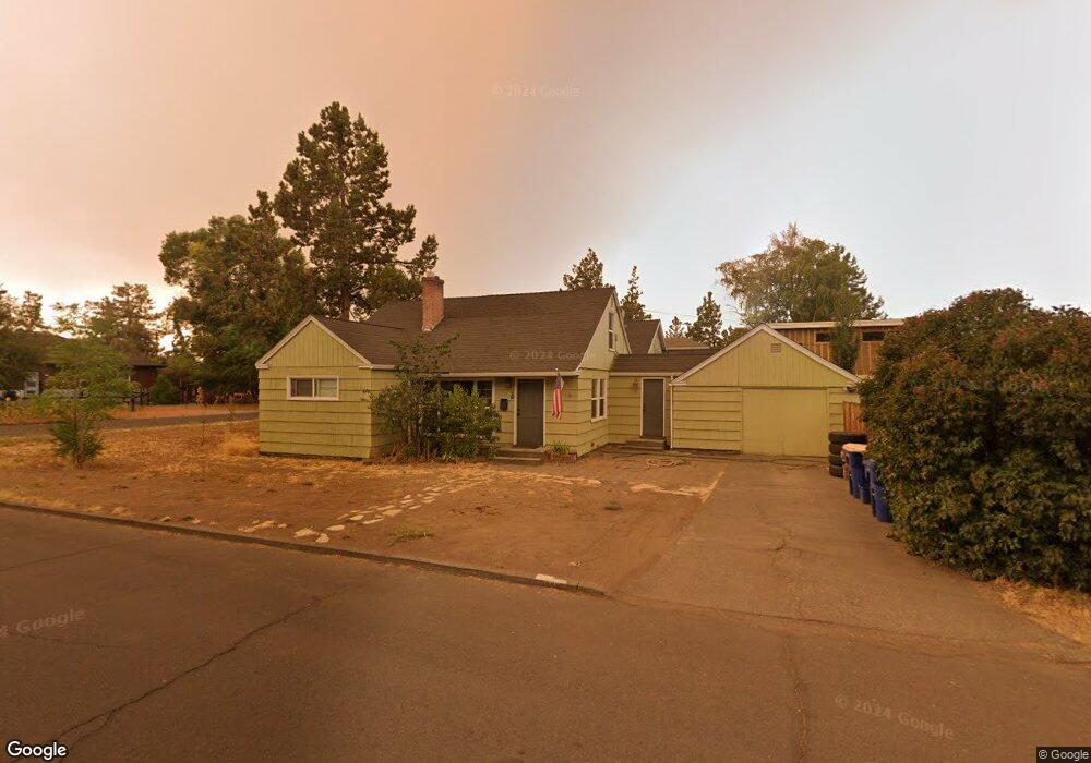 711 NE 5th St, Bend, OR 97701 - photo 1