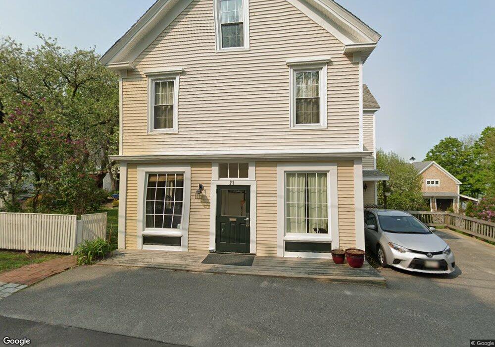 21 Main St S, Freeport, ME 04032 - photo 1