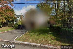 13 E Bayview Ave, Englewood Cliffs, NJ 07632