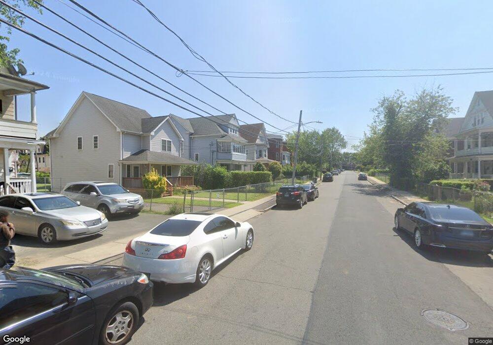 70 Edgewood St unit 72, Hartford, CT 06112 - photo 1