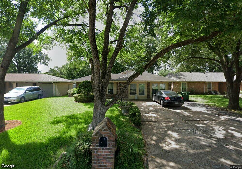 6423 Oaknut Dr, Houston, TX 77088 - photo 1