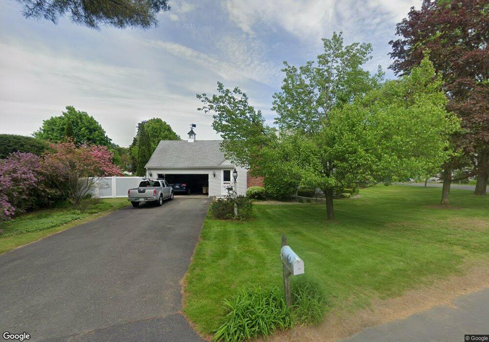 103 Squassick Rd, West Springfield, MA 01089 - photo 1