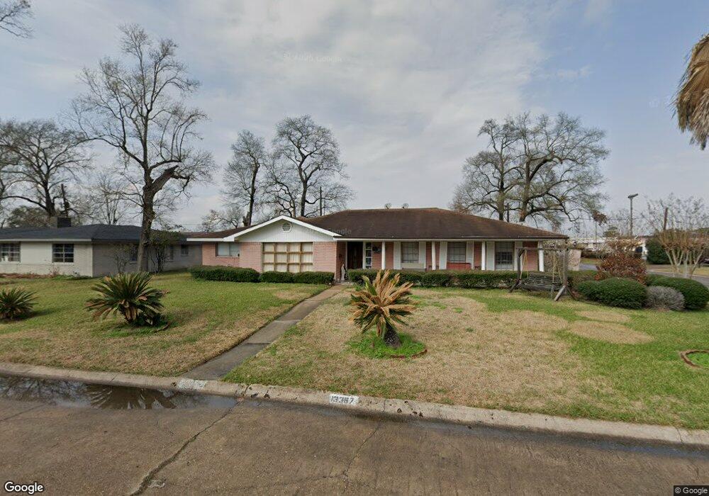 13367 Oak Leaf Ln, Houston, TX 77015 - photo 1