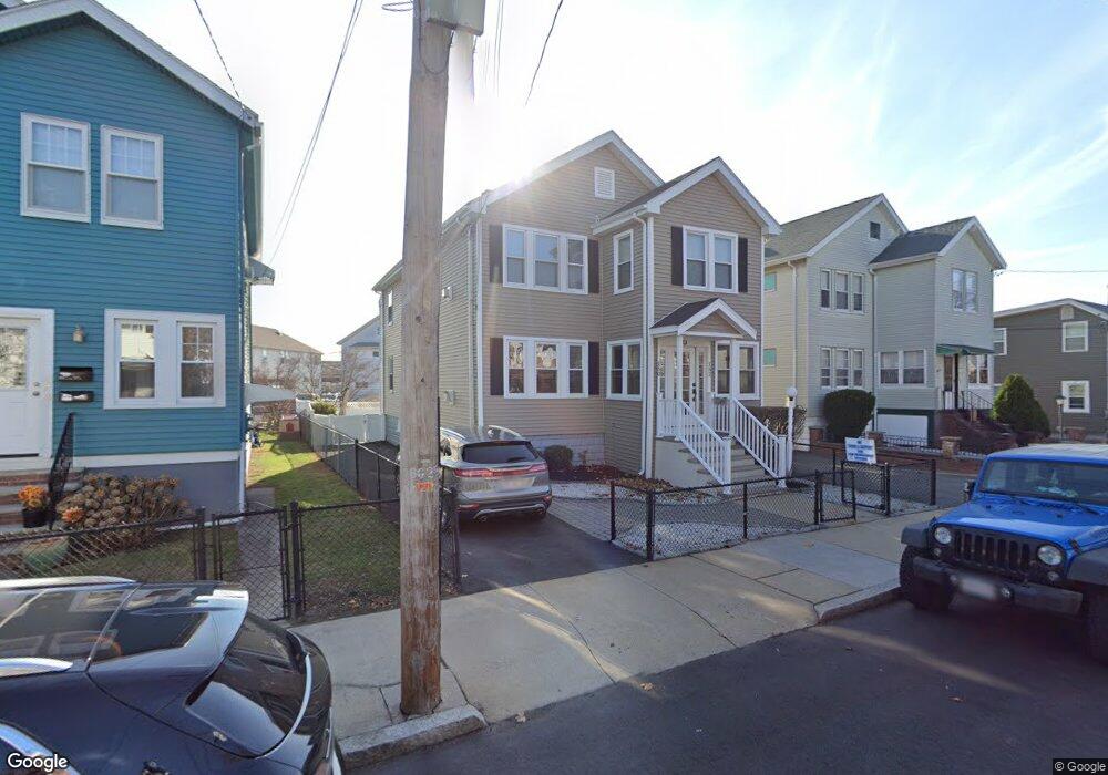 150152 4th St, Medford, MA 02155 - photo 1