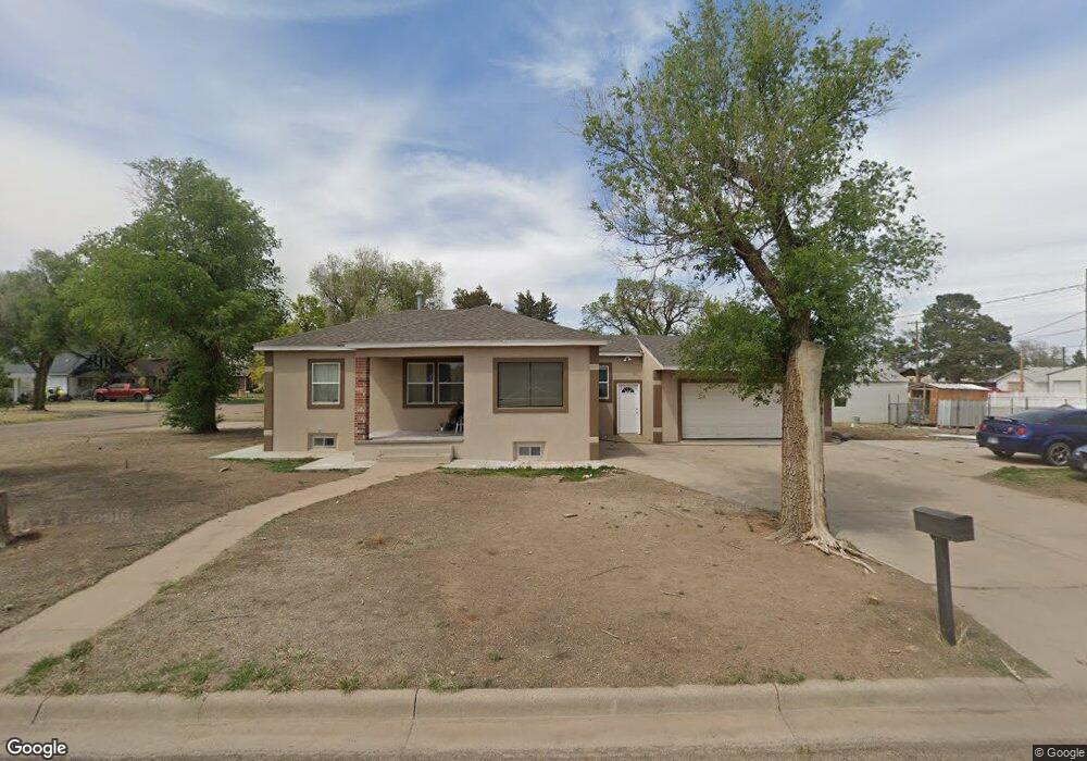 214 W 8th St, Hugoton, KS 67951 - photo 1