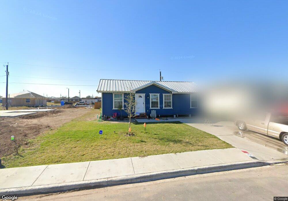 823 Hawk St, Alamo, TX 78516 - photo 1