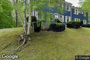 18 Chestnut St, Hallowell, ME 04347