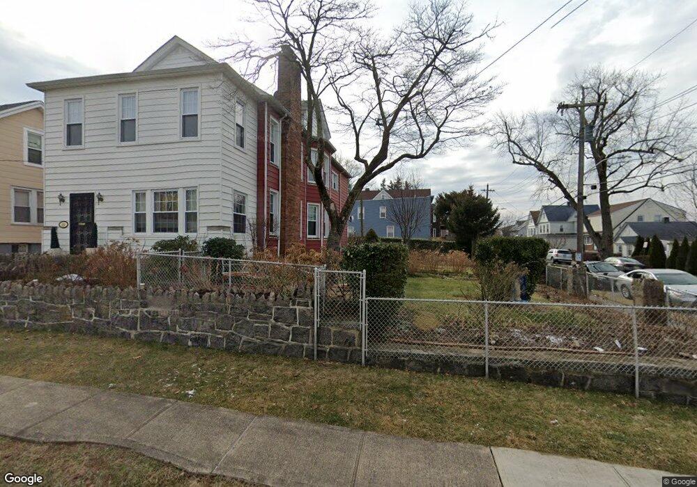 112 Fortfield Ave, Yonkers, NY 10701 - photo 1