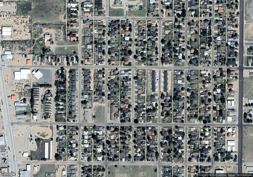 515 Pine Ave, Dumas, TX 79029 - photo 1