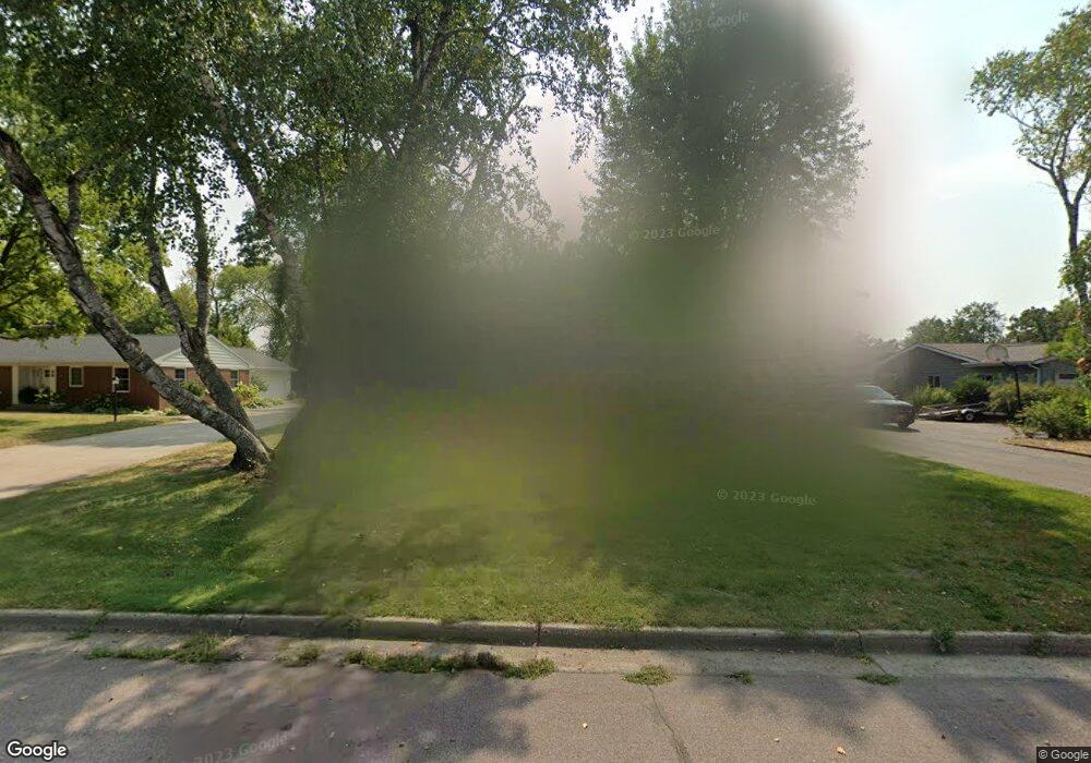 26 Camelsback Rd, New Ulm, MN 56073 - photo 1