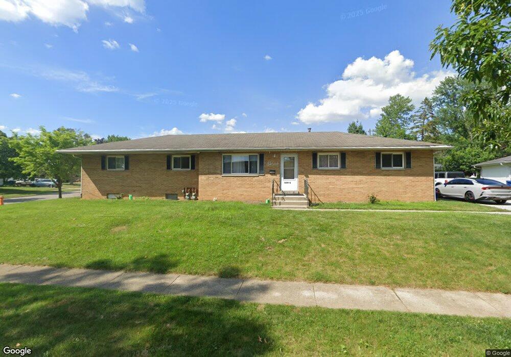 1250 Fenceway Dr, Columbus, OH 43229 - photo 1