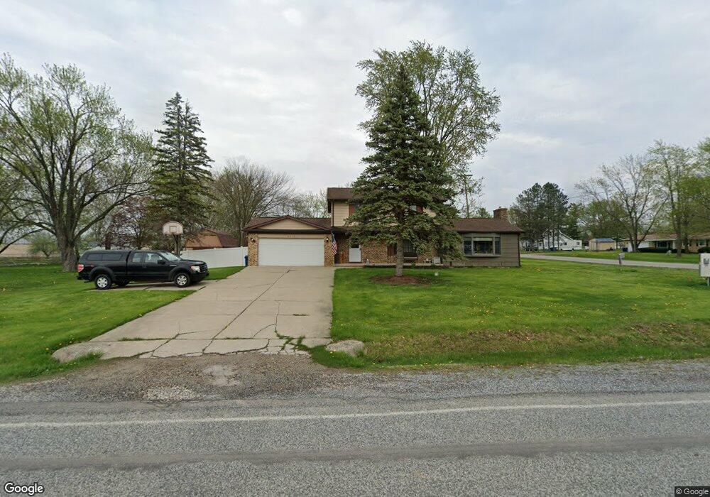 6515 Sharp Rd, Swartz Creek, MI 48473 - photo 1