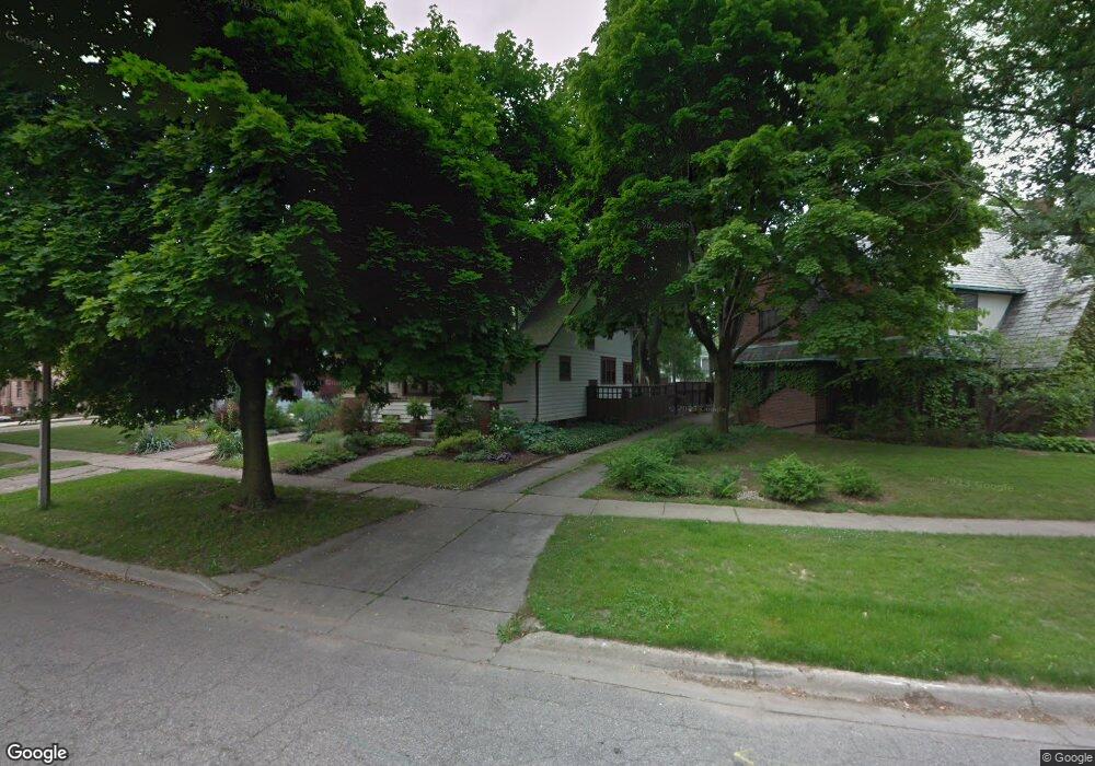 1303 N Genesee Dr, Lansing, MI 48915 - photo 1