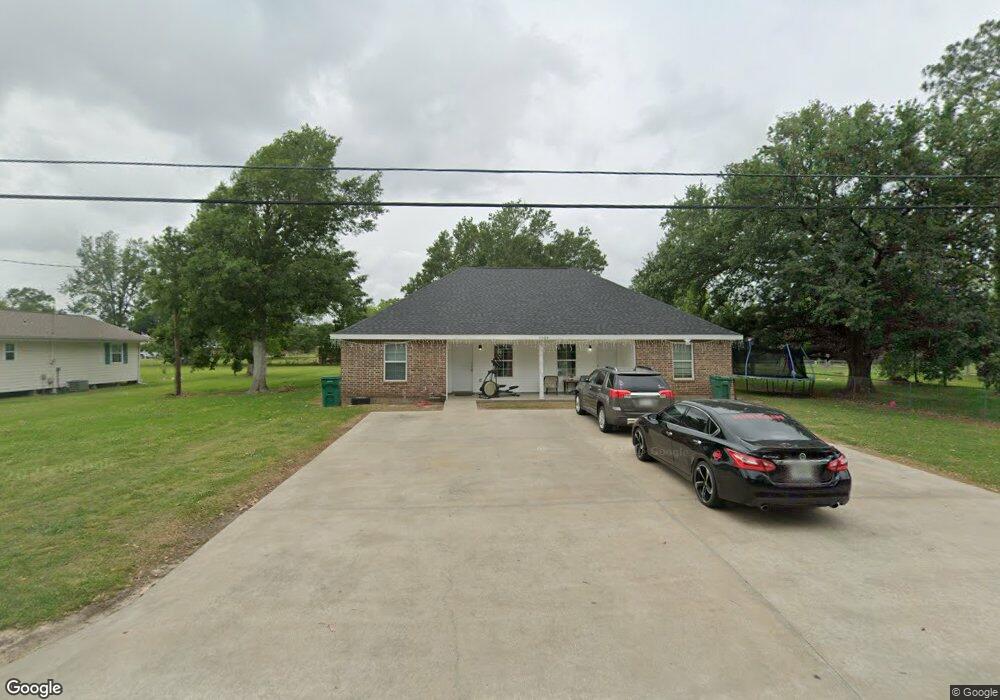 5904 Perry Ln, Lake Charles, LA 70605 - photo 1