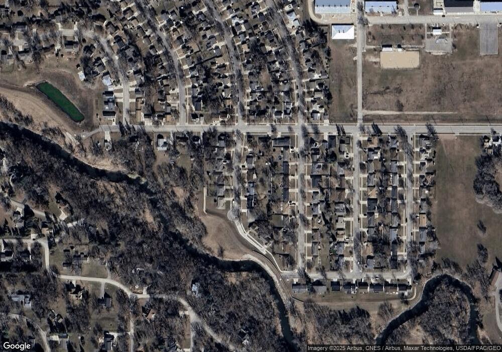 907 18th St SW, Austin, MN 55912 - photo 1