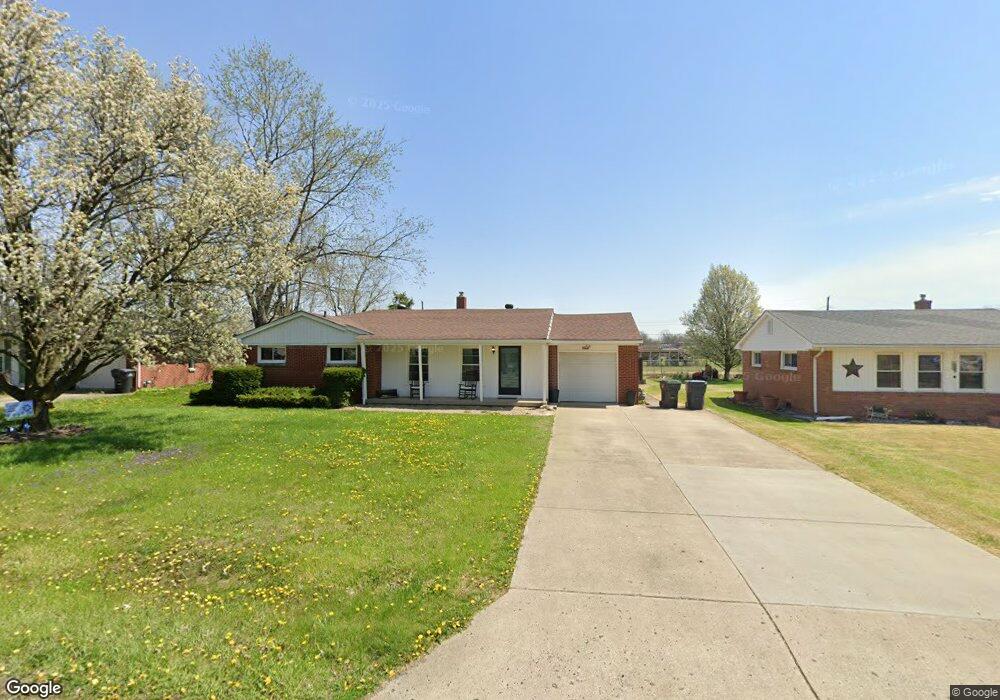 1906 Lowell Ave, Anderson, IN 46011 - photo 1