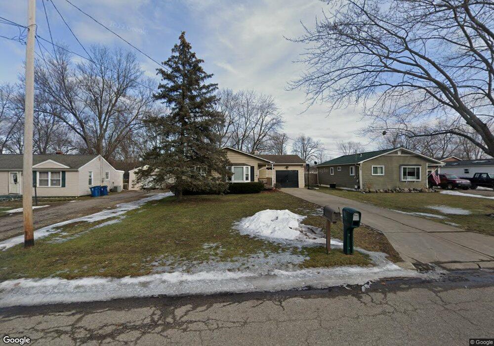 922 Moore St, Davison, MI 48423 - photo 1