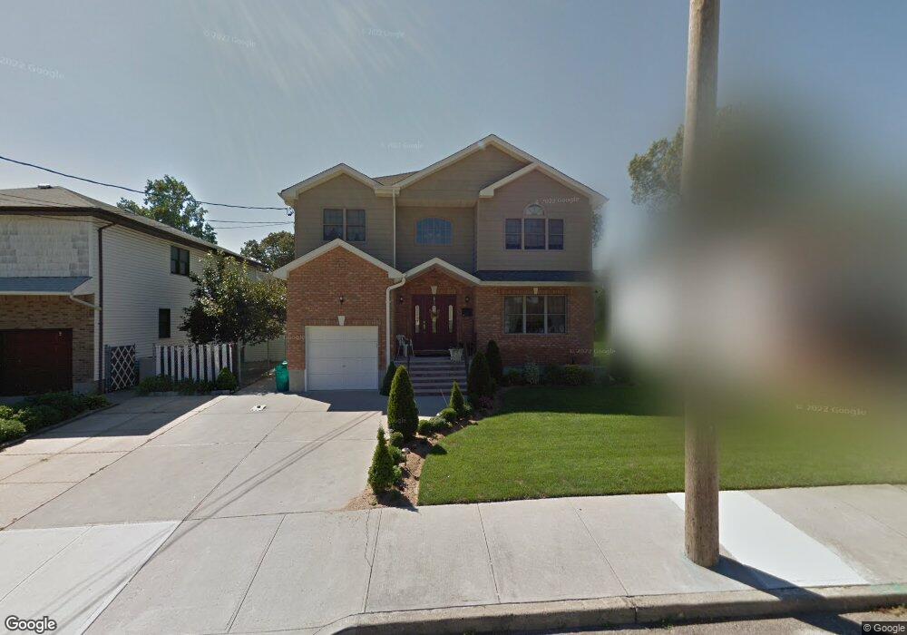 206 Doris Ave, Franklin Square, NY 11010 - photo 1