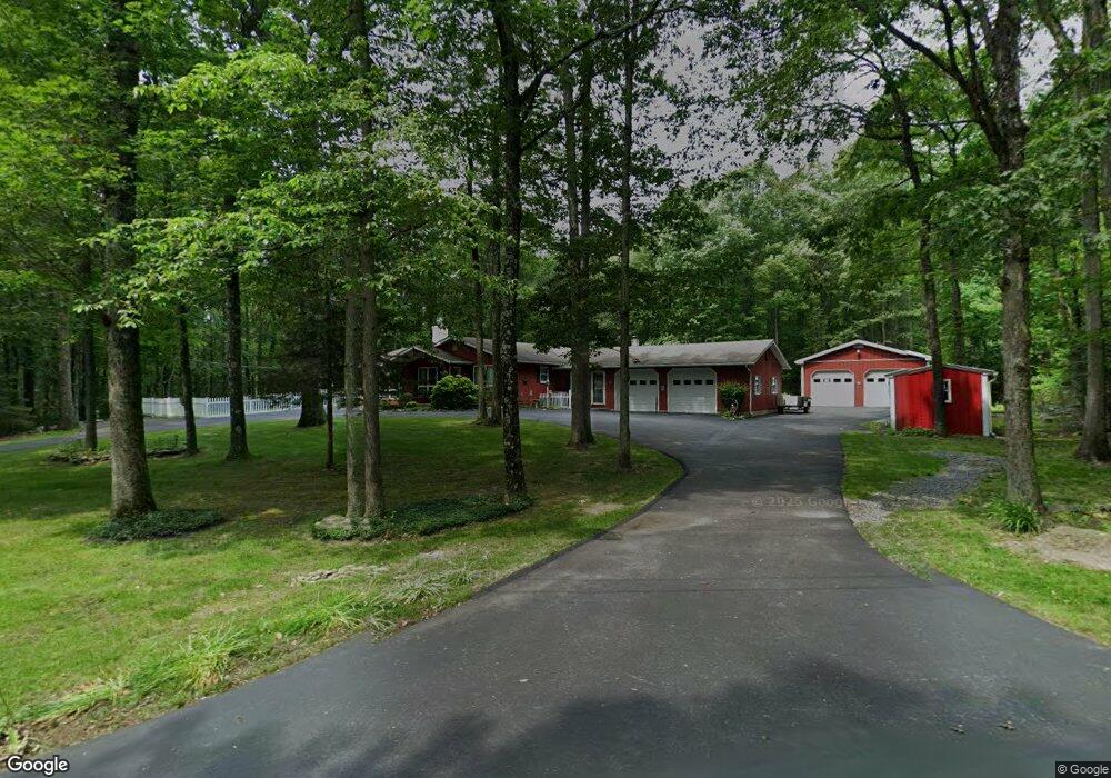 1260 Smith Gap Rd, Bath, PA 18014 - photo 1