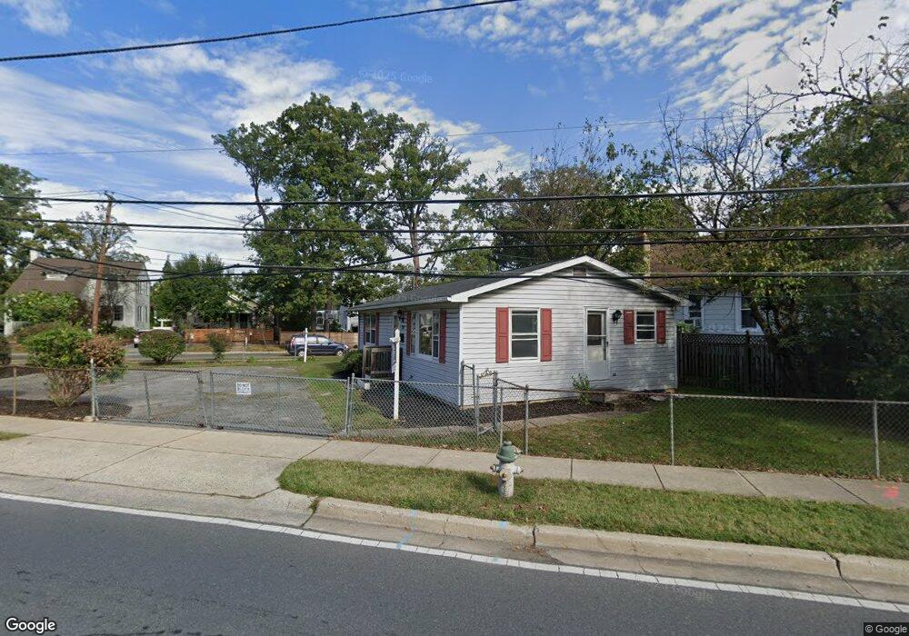 814 Islington St, Silver Spring, MD 20910 - photo 1