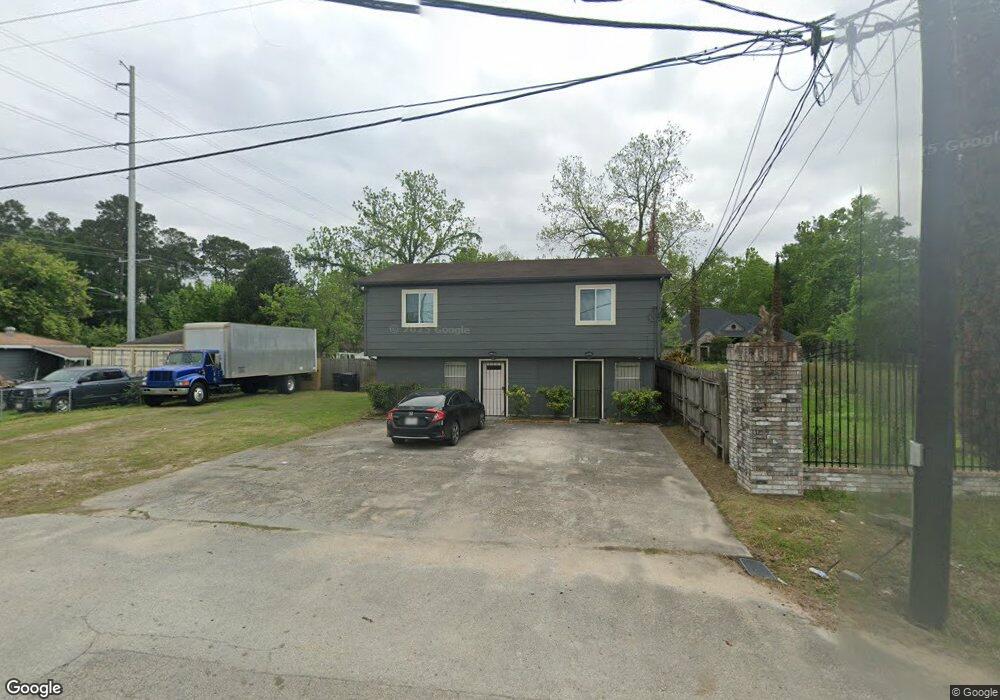 1105 Mansfield St, Houston, TX 77091 - photo 1