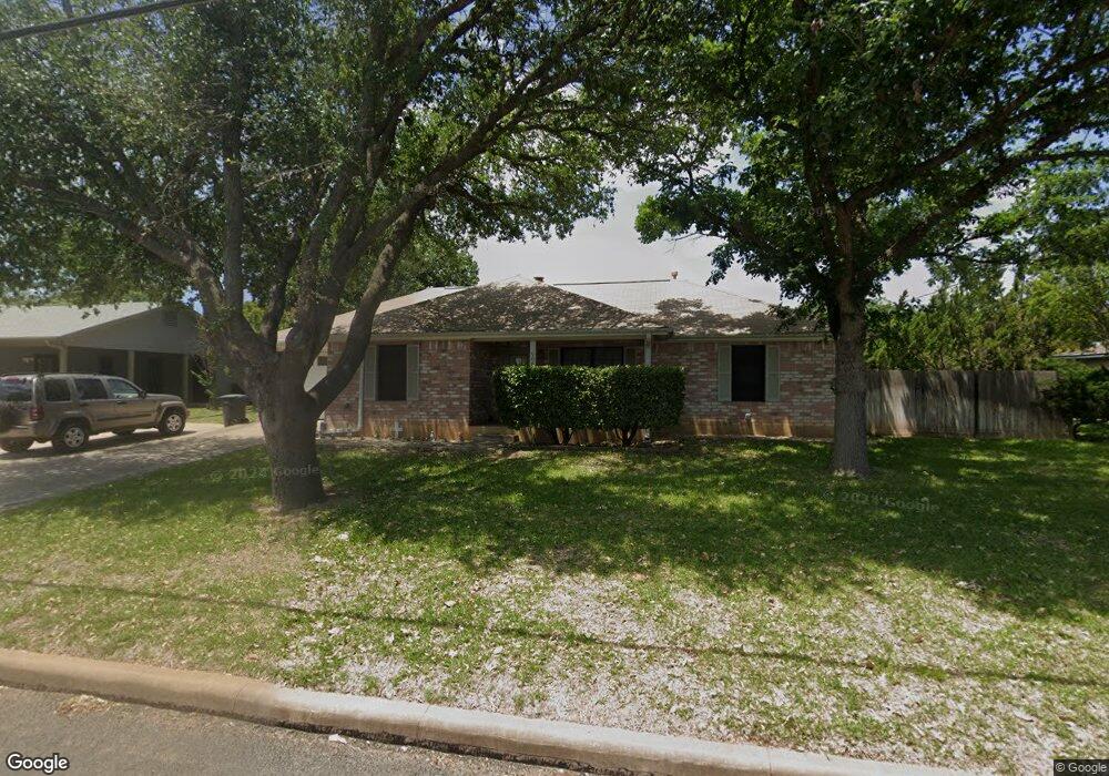 906 Henrietta St, Fredericksburg, TX 78624 - photo 1