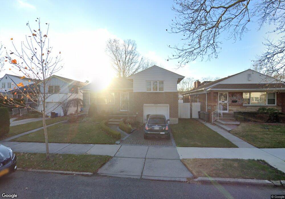 6534 180th St, Fresh Meadows, NY 11365 - photo 1