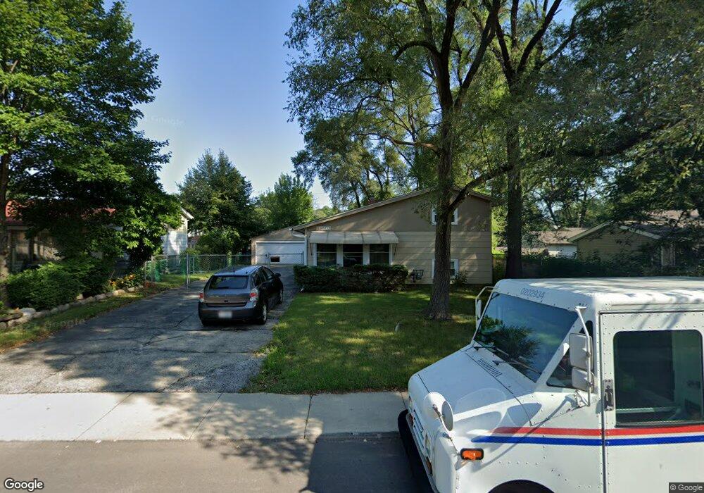 1510 Amarillo Dr, Carpentersville, IL 60110 - photo 1