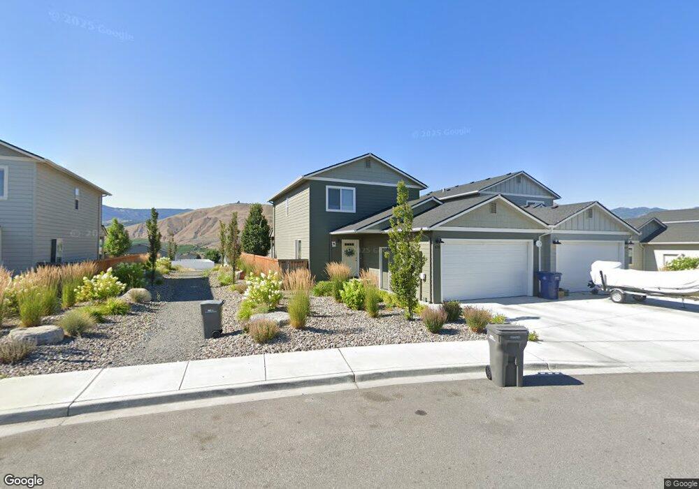 470 S Kansas Loop, East Wenatchee, WA 98802 - photo 1