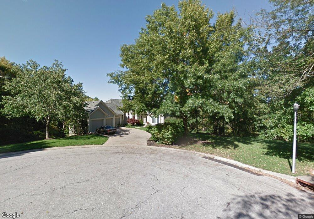 5516 Alden St, Shawnee, KS 66216 - photo 1