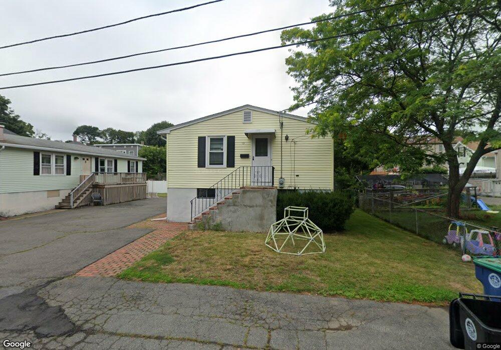 13 Brooks St, Salem, MA 01970 - photo 1