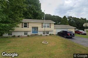 1016 S Locust St, Sesser, IL 62884